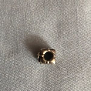 Pandora Jewelry - Retired Present Charm | Pandora Pandora Jewelry - Retired Present Charm | Pandora